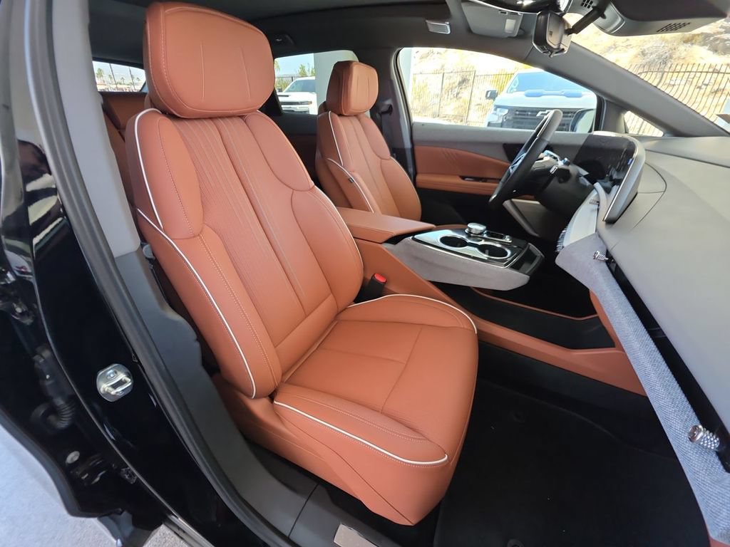 Used 2026 Cadillac Optiq Luxury 2 RWD image 29