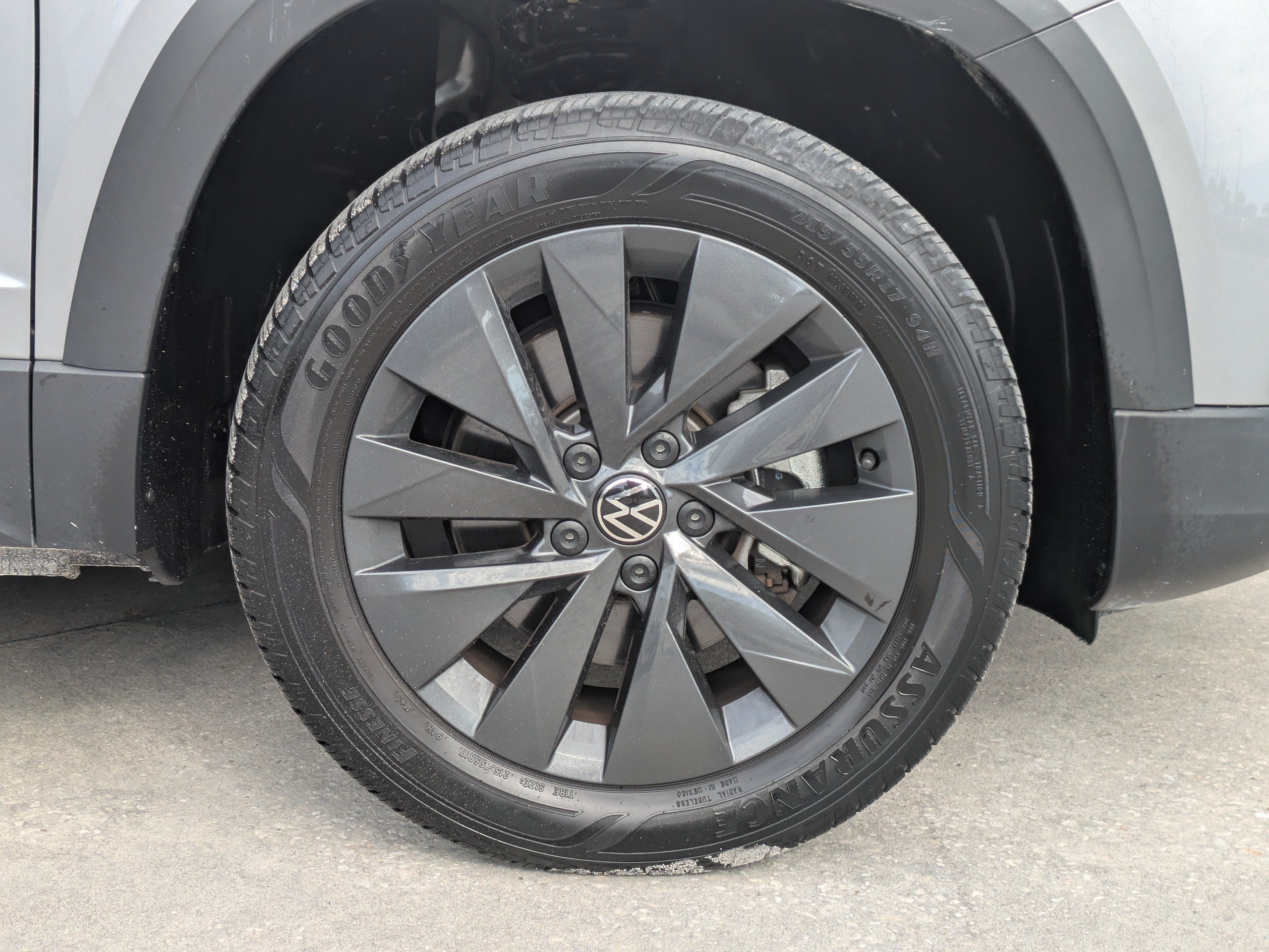 Certified 2023 Volkswagen Taos S FWD image 11