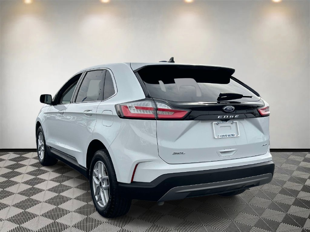 Certified 2024 Ford Edge SEL w/ Convenience Package AWD/4WD image 5