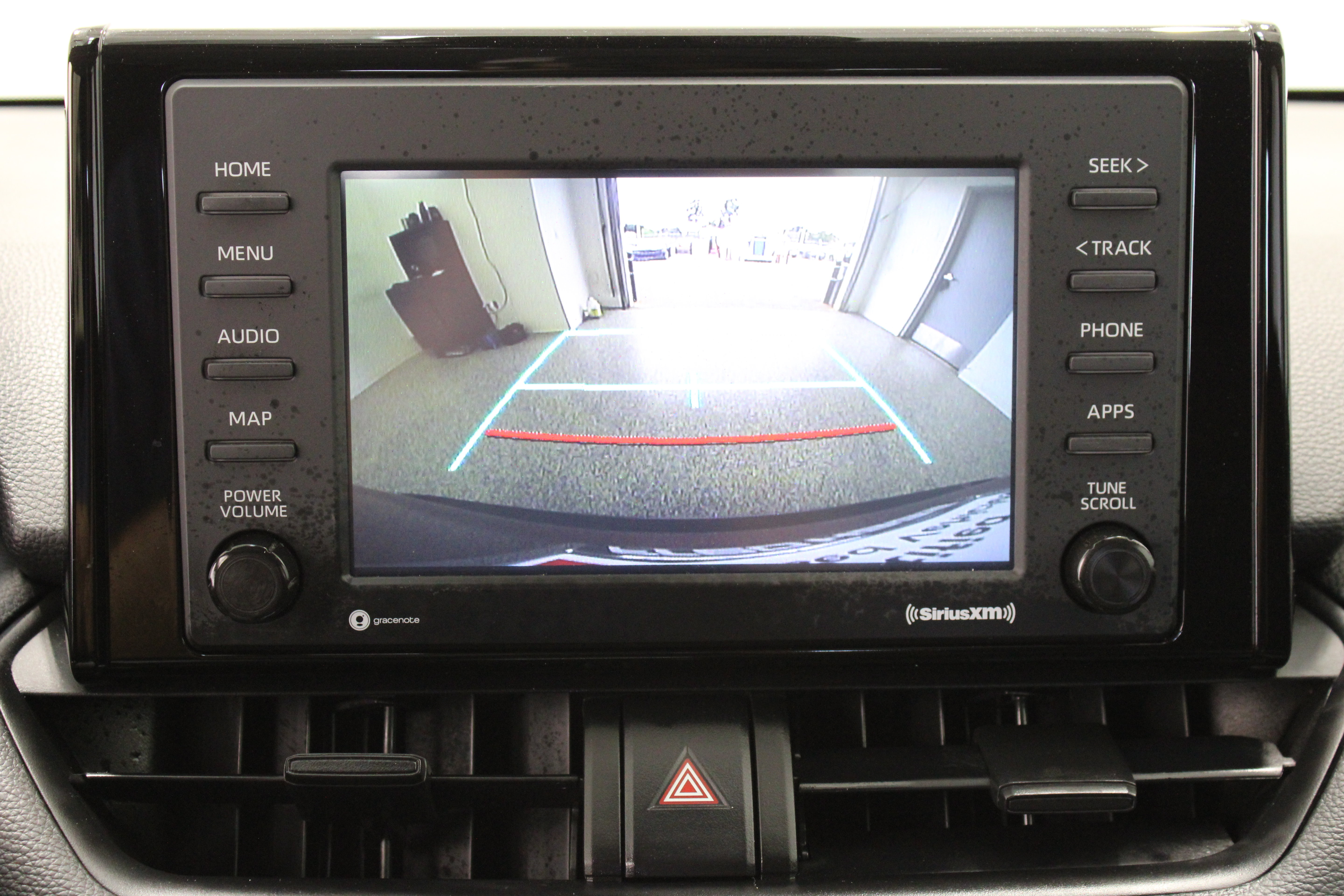 Used 2022 Toyota RAV4 LE AWD/4WD image 19