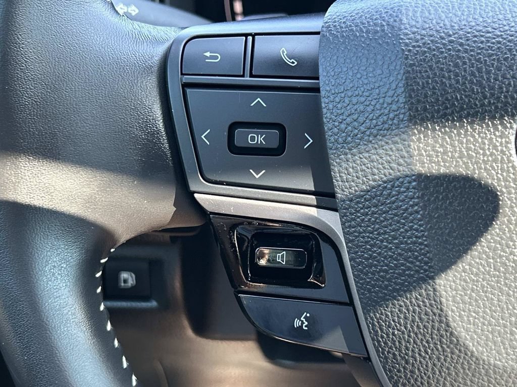 Used 2025 Toyota Camry SE w/ Multimedia Upgrade Package FWD image 30