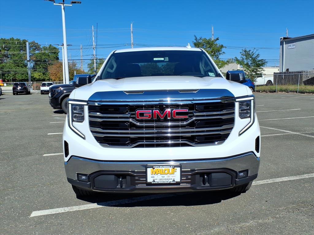 Certified 2022 GMC Sierra 1500 SLT w/ SLT Convenience Package image 2