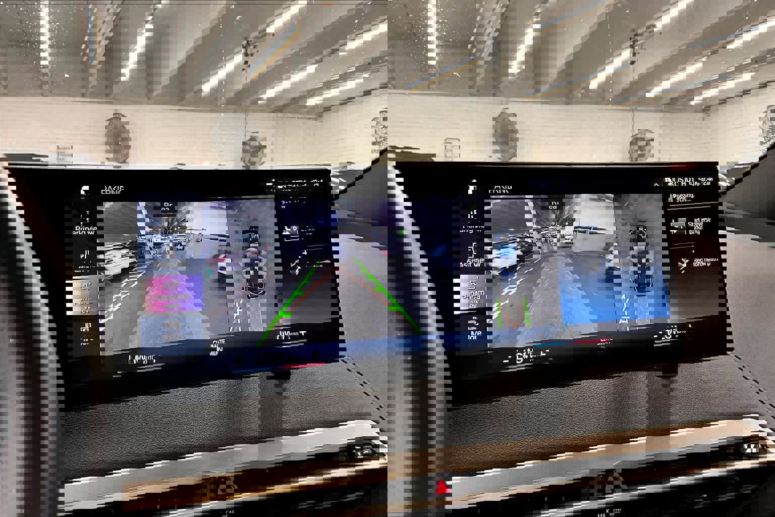 Used 2023 BMW iX xDrive50 w/ Ultimate Package 2 image 32