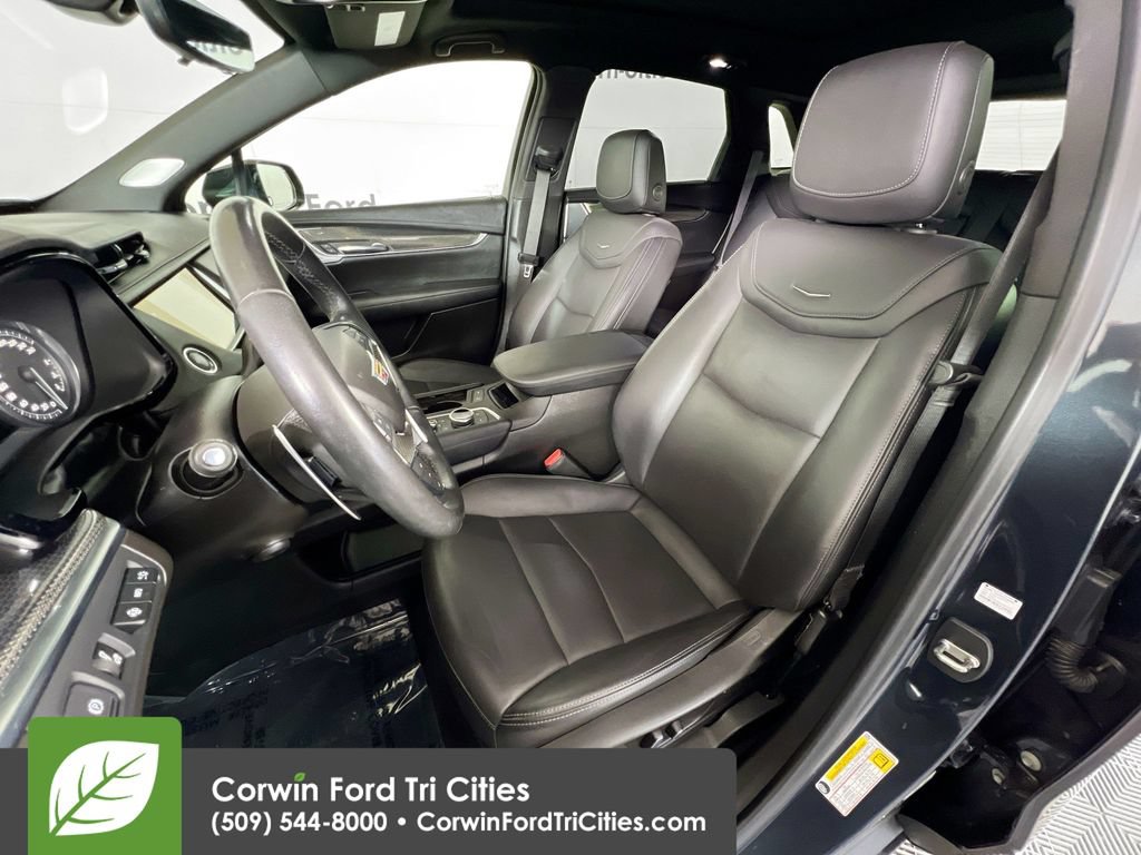 Used 2023 Cadillac XT5 Sportv w/ Technology Package AWD/4WD image 25
