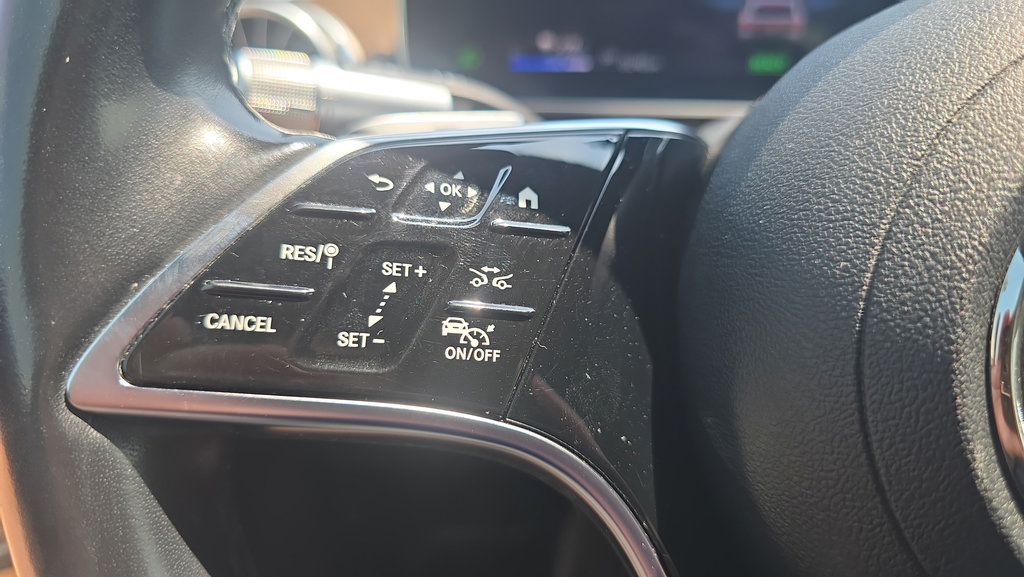 Used 2022 Mercedes-Benz EQS 450+ Sedan image 22