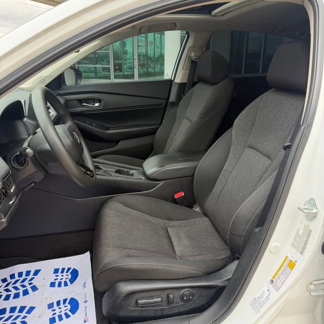 Used 2023 Honda Accord EX image 10