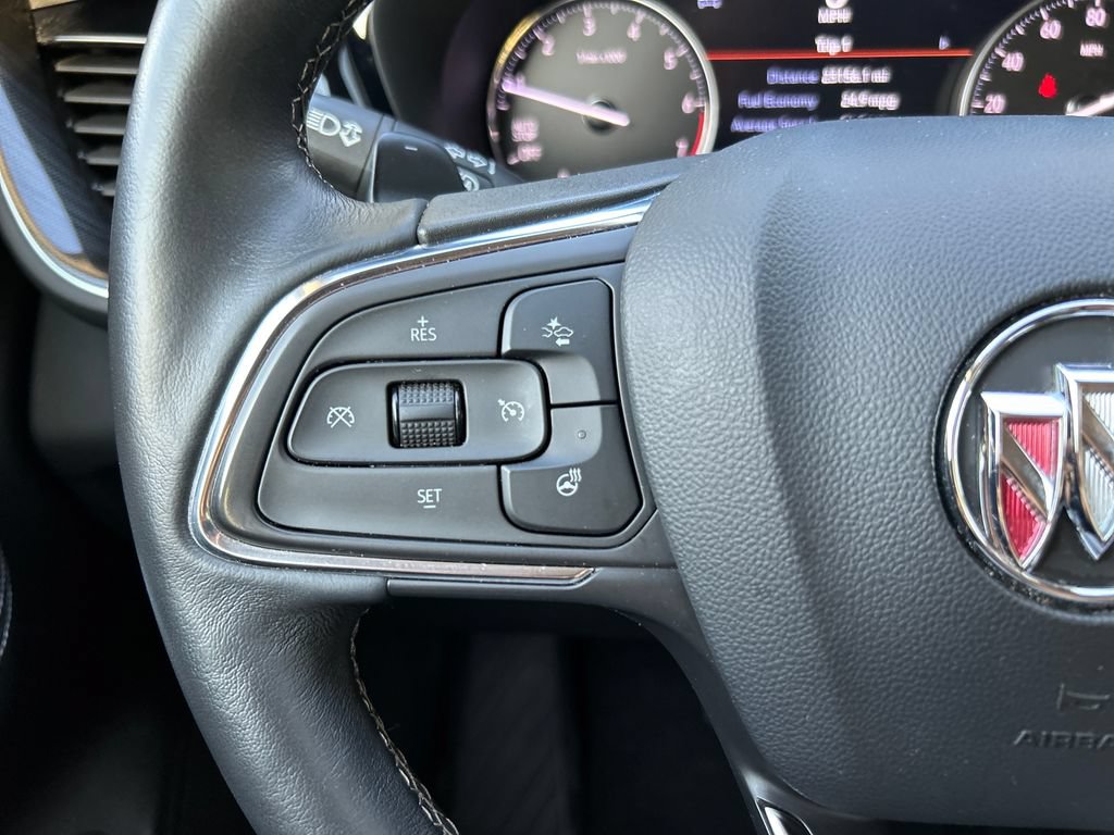 Used 2023 Buick Envision Essence AWD/4WD image 23