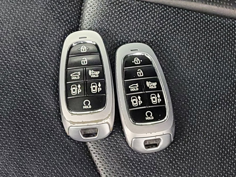 Used 2020 Hyundai Sonata Limited FWD image 32