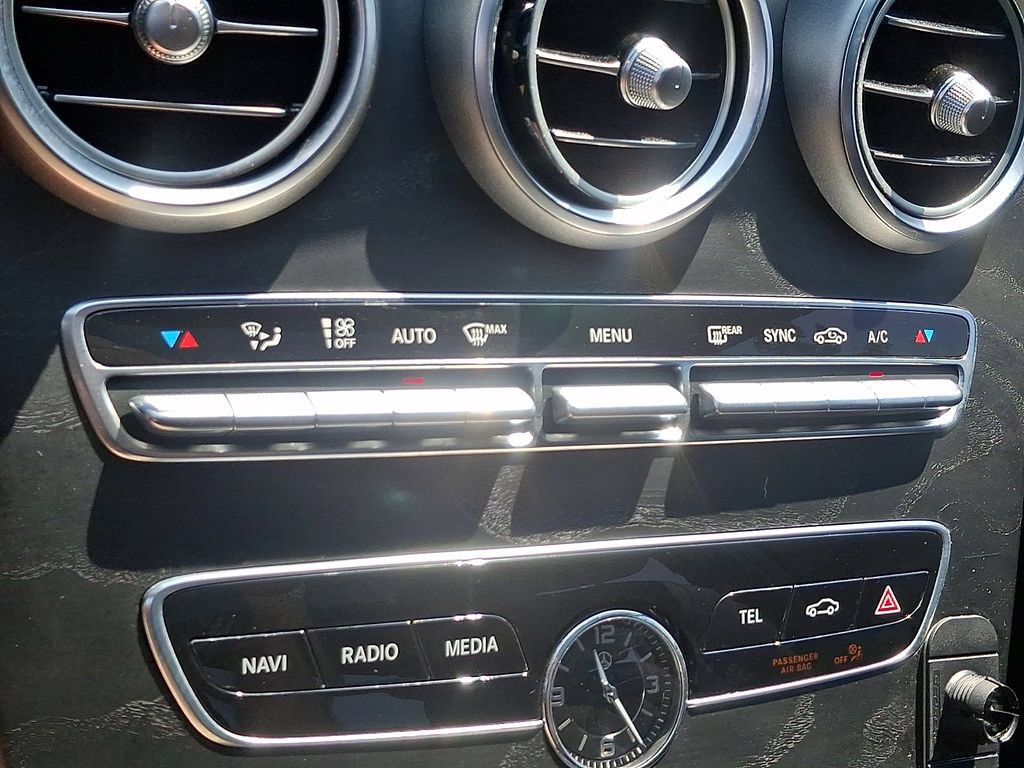 Used 2020 Mercedes-Benz C 300 4MATIC Sedan image 15