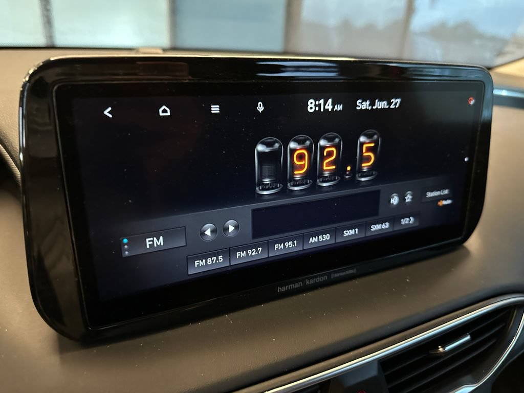 Used 2022 Hyundai Santa Fe SEL w/ Convenience + Premium Package AWD/4WD image 13