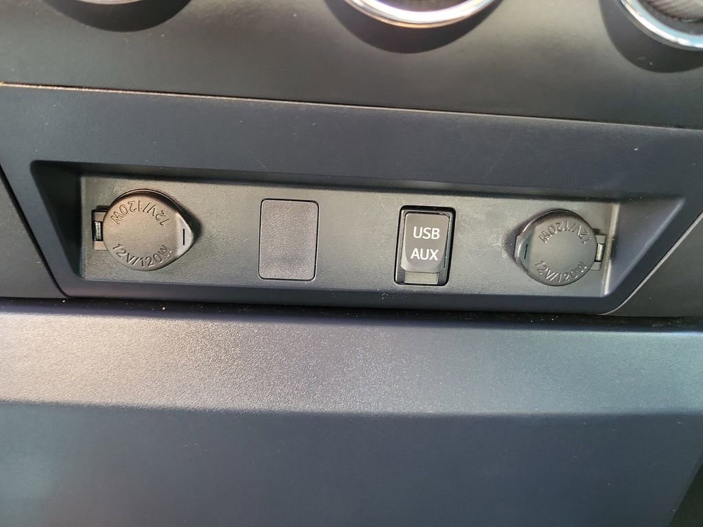 Used 2016 Toyota Tundra SR image 28