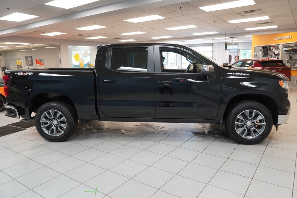 New 2026 Chevrolet Silverado 1500 LT AWD/4WD image 11