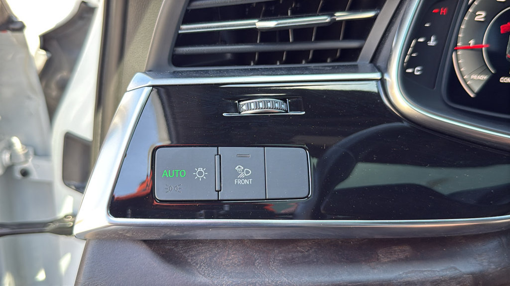 Used 2021 Audi Q7 3.0T Premium Plus AWD/4WD image 42