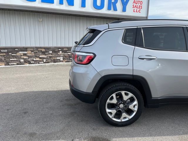 Used 2019 Jeep Compass Limited image 12