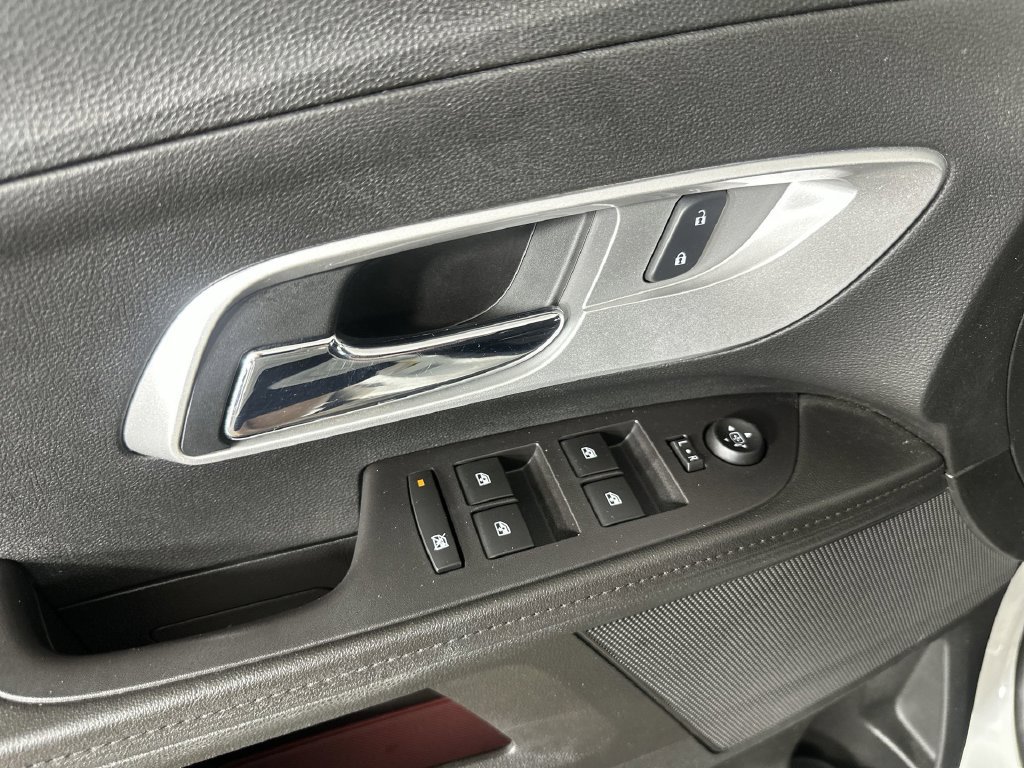 Used 2016 Chevrolet Equinox LT w/ Convenience Package FWD image 23