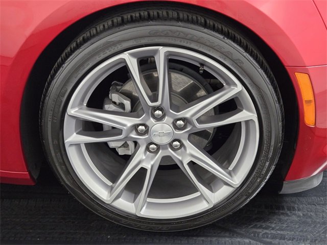 Used 2024 Chevrolet Camaro LT w/ RS Package image 9
