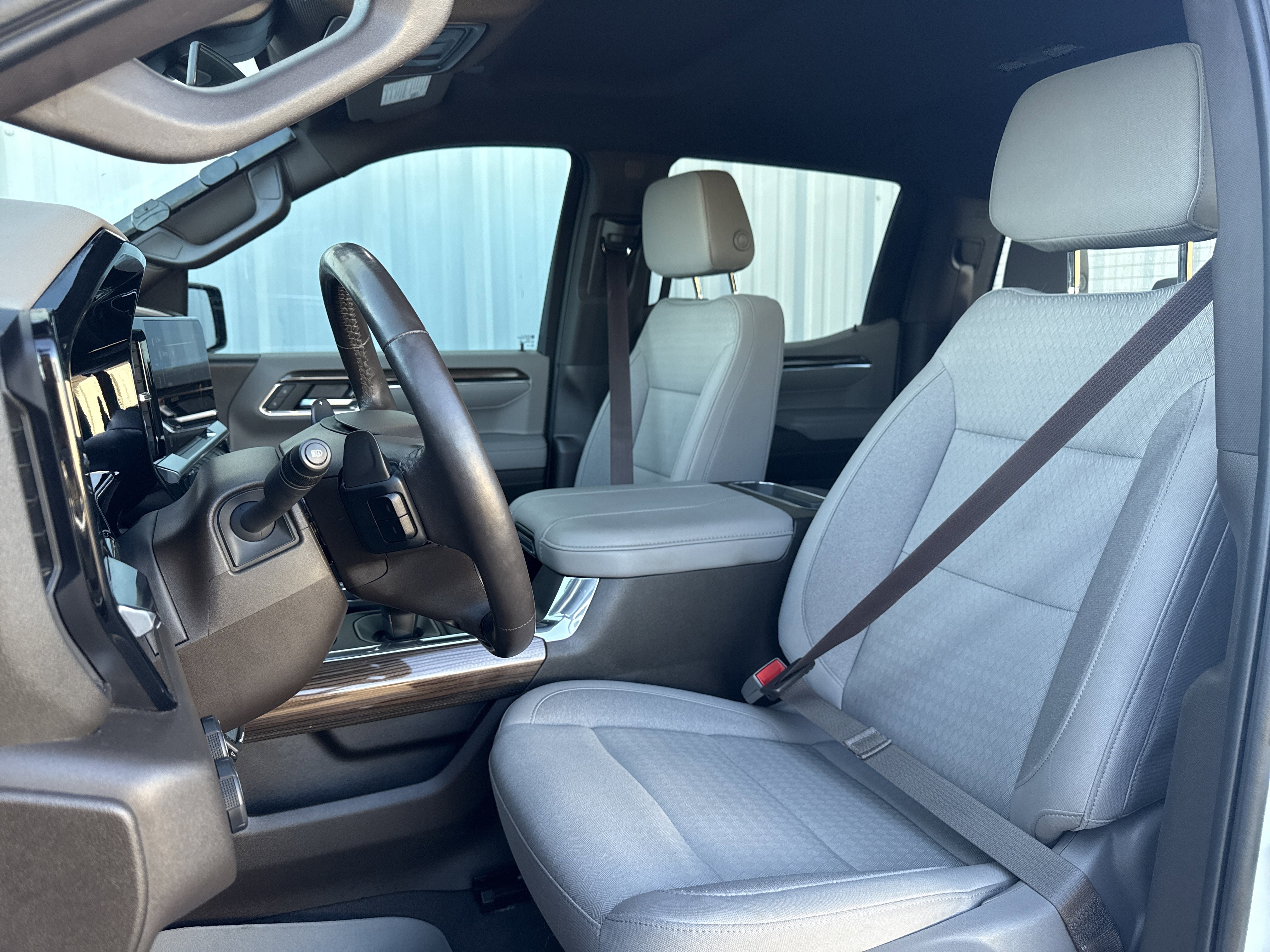 Used 2023 Chevrolet Silverado 1500 RST w/ Z71 Off-Road Package image 16