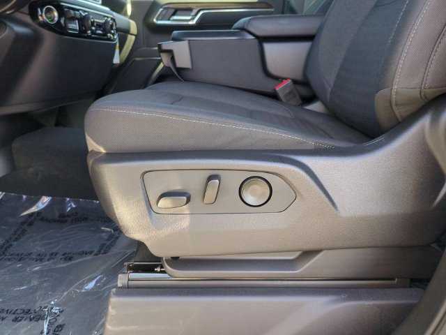 Certified 2026 Chevrolet Silverado 1500 LT AWD/4WD image 23