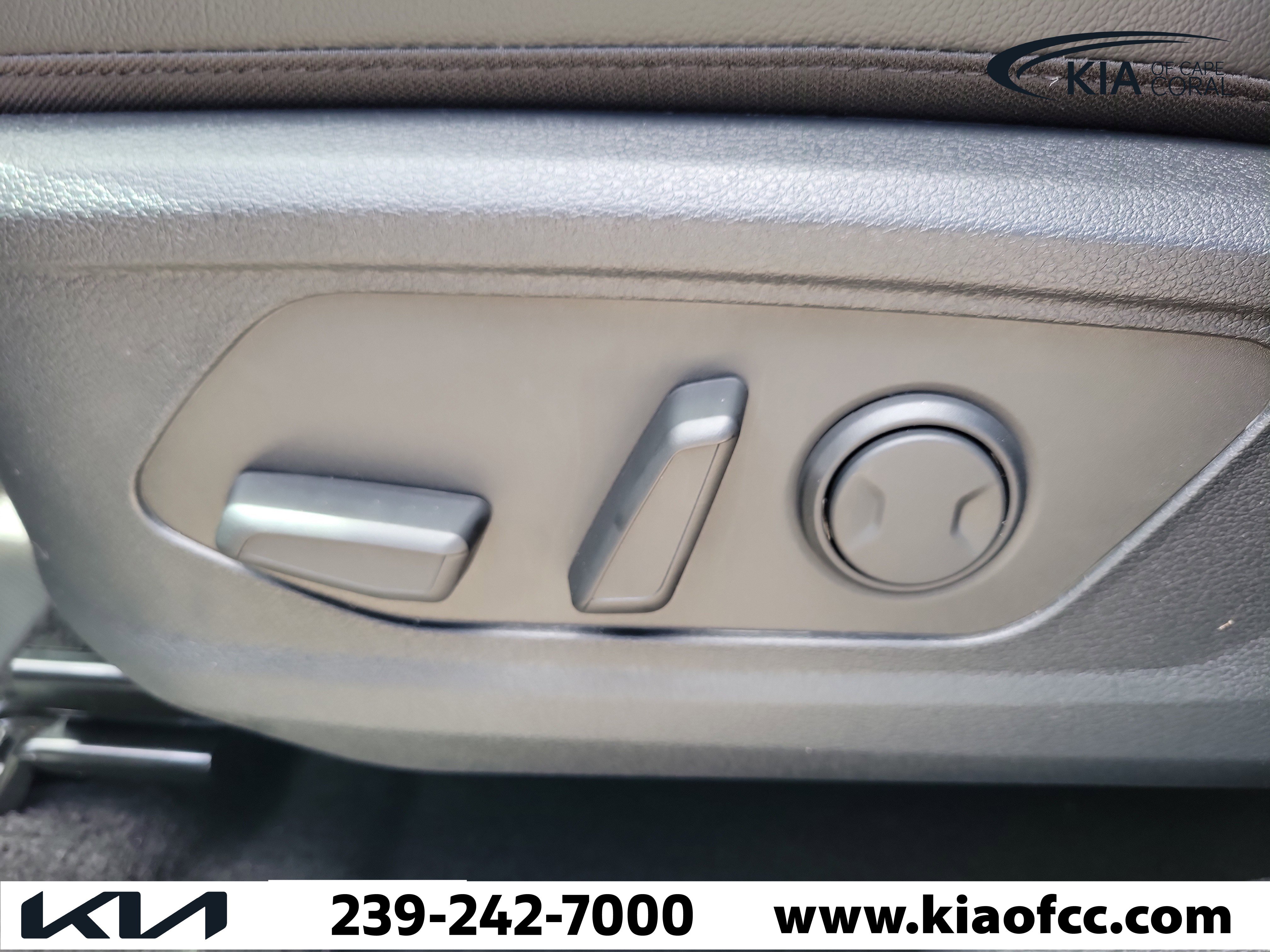 New 2026 Kia Sportage EX image 21