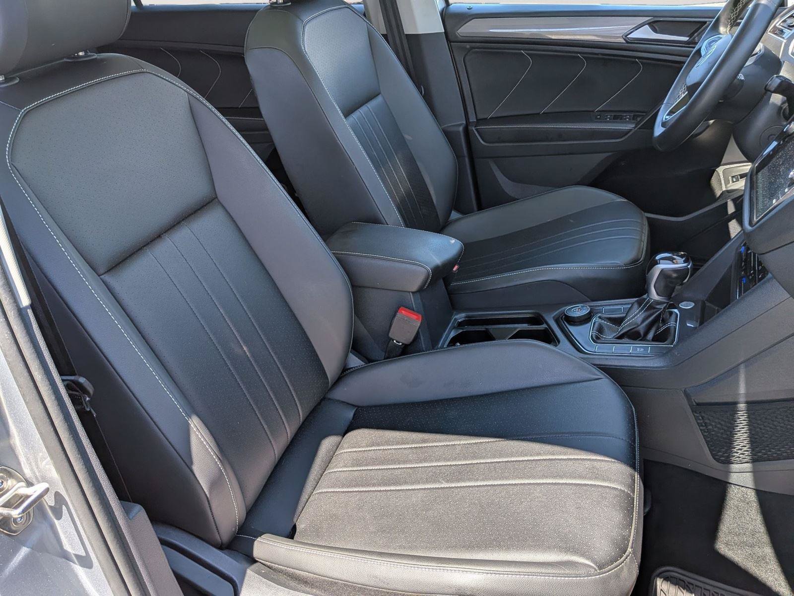 Used 2024 Volkswagen Tiguan SE w/ Panoramic Sunroof Package AWD/4WD image 35