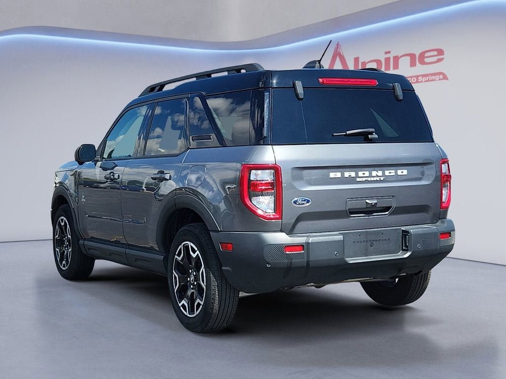 Used 2025 Ford Bronco Sport Outer Banks w/ Outer Banks Tech Package+ AWD/4WD image 3
