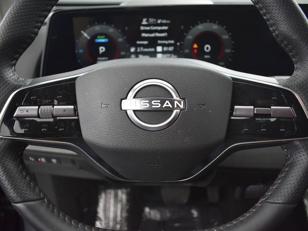 Used 2023 Nissan Ariya AWD image 30