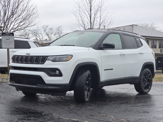 Used 2024 Jeep Compass Latitude w/ Convenience Group image 23