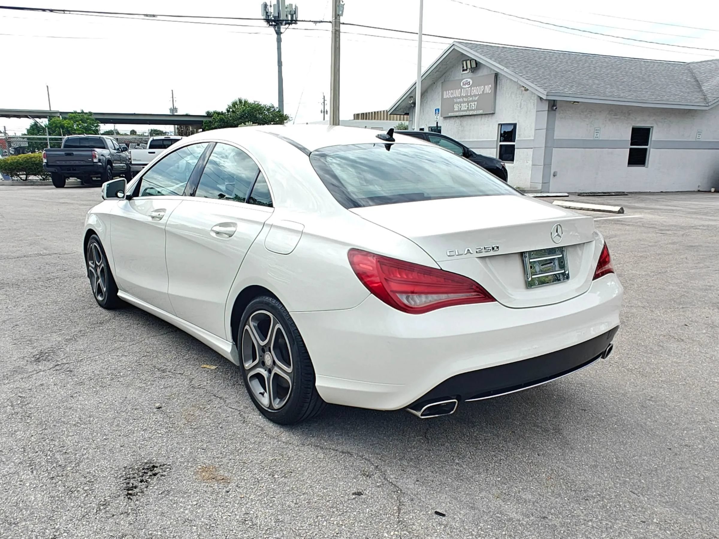 Used 2014 Mercedes-Benz CLA 250 image 5