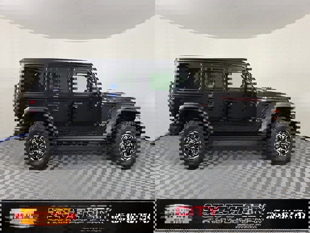 New 2025 Jeep Wrangler Unlimited Rubicon w/ Steel Bumper Group image 8