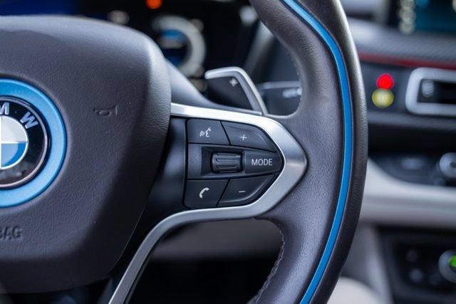Used 2020 BMW i8 Coupe AWD/4WD image 34