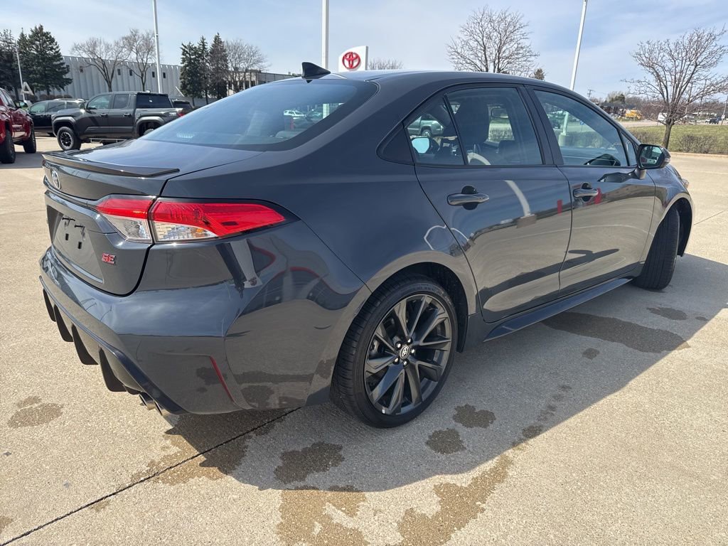 Certified 2024 Toyota Corolla SE image 3