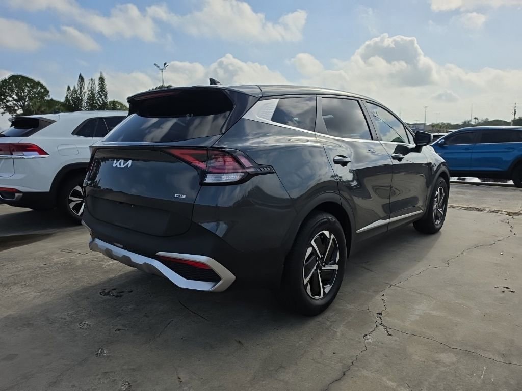 Used 2023 Kia Sportage LX FWD image 9