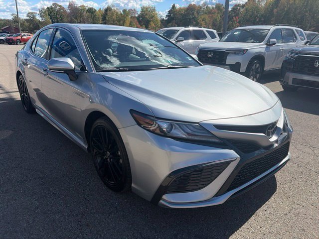 Used 2023 Toyota Camry XSE FWD image 8