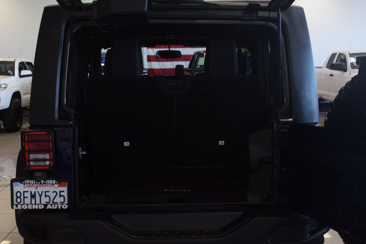 Used 2013 Jeep Wrangler Rubicon w/ PWR Convenience Group AWD/4WD image 33