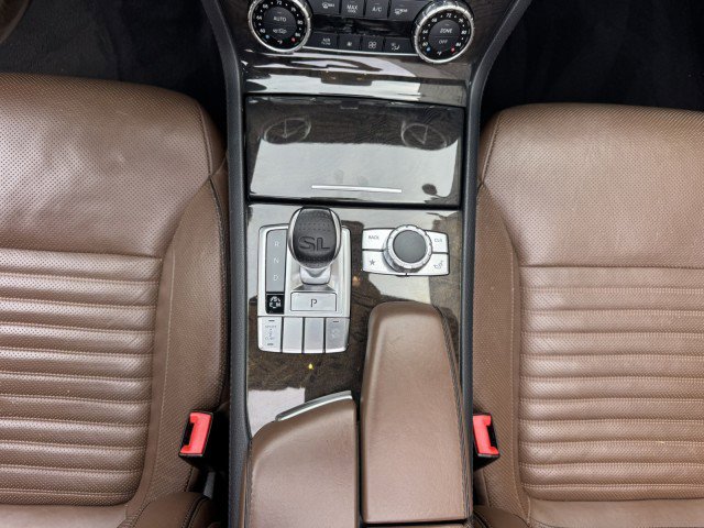 Used 2015 Mercedes-Benz SL 550 w/ Driver Assistance Package image 26