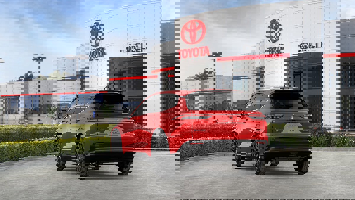 New 2026 Toyota Crown Signia AWD/4WD image 7