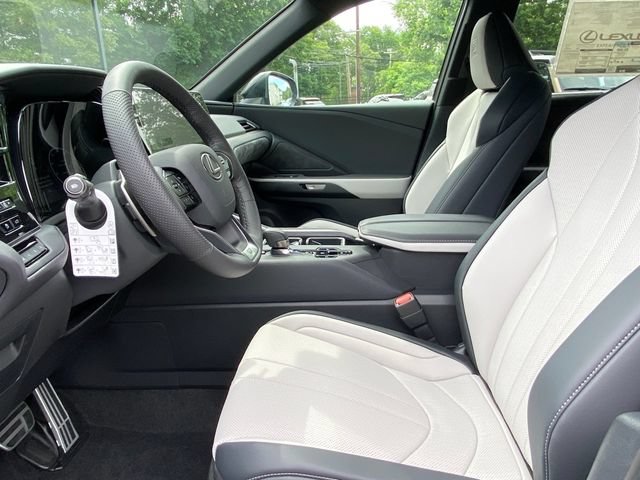 New 2026 Lexus TX 500h AWD w/ Technology Package image 19
