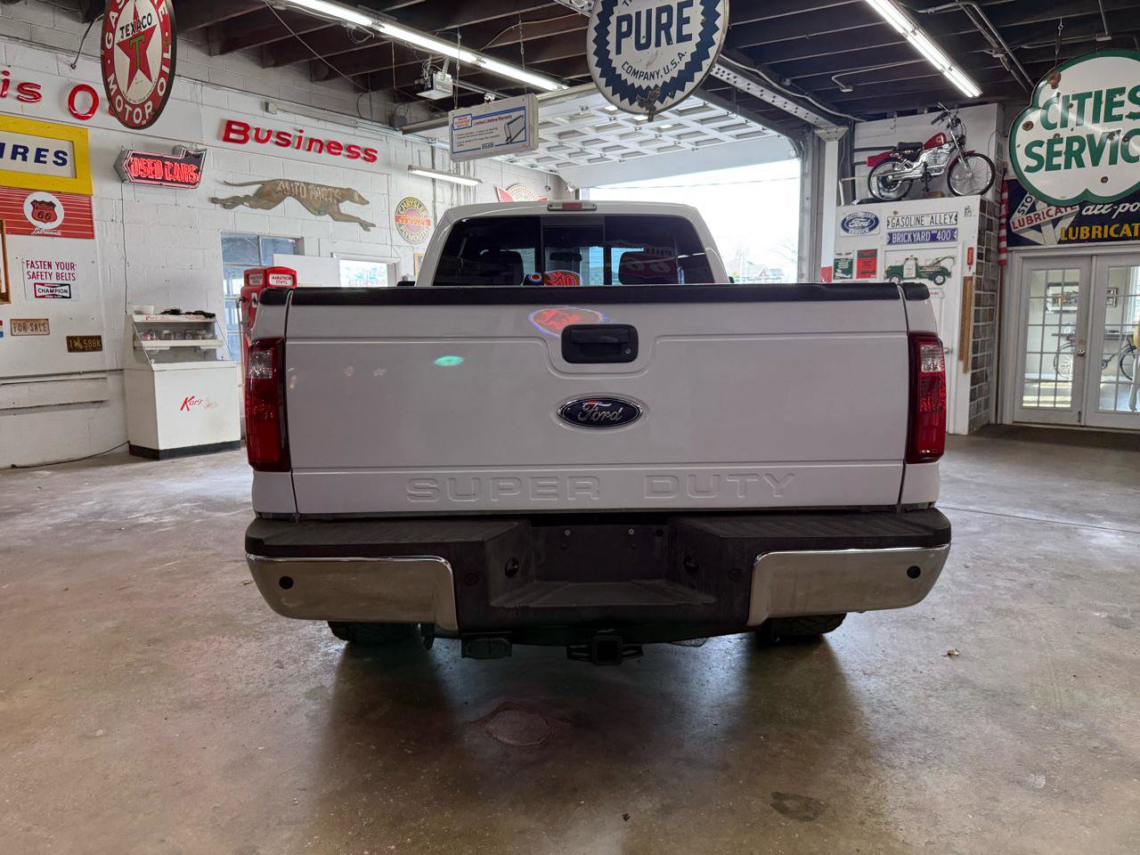 Used 2016 Ford F250 XLT image 4