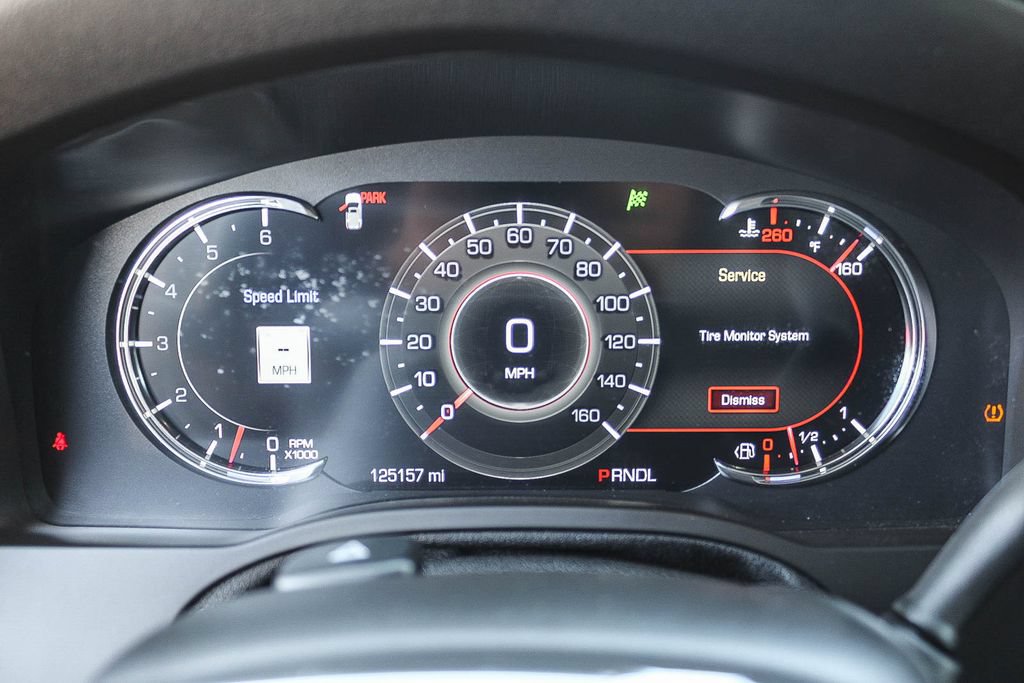 Used 2019 Cadillac Escalade ESV Luxury w/ Escalade Sport Edition AWD/4WD image 23