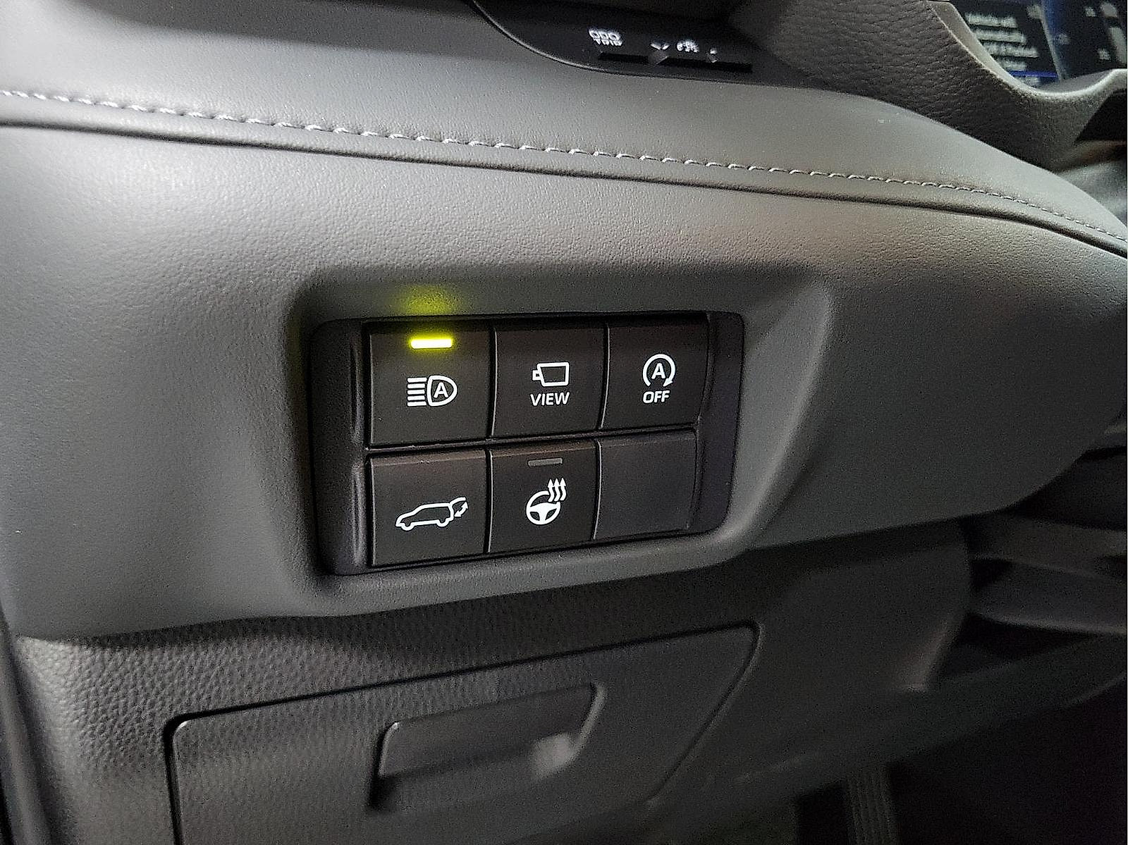 Certified 2026 Toyota Highlander Platinum AWD/4WD image 13