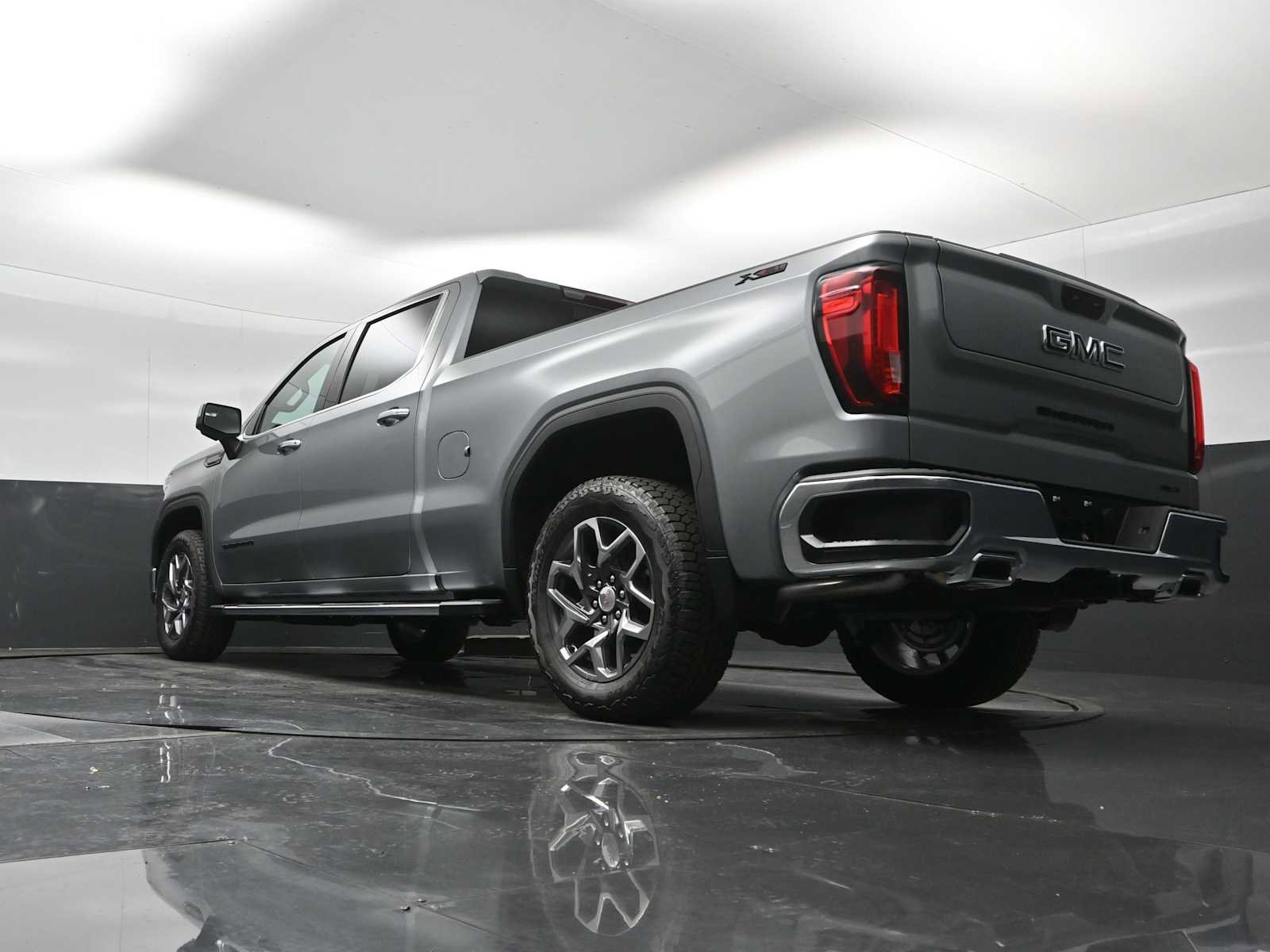 New 2026 GMC Sierra 1500 SLT w/ SLT Convenience Package AWD/4WD image 22