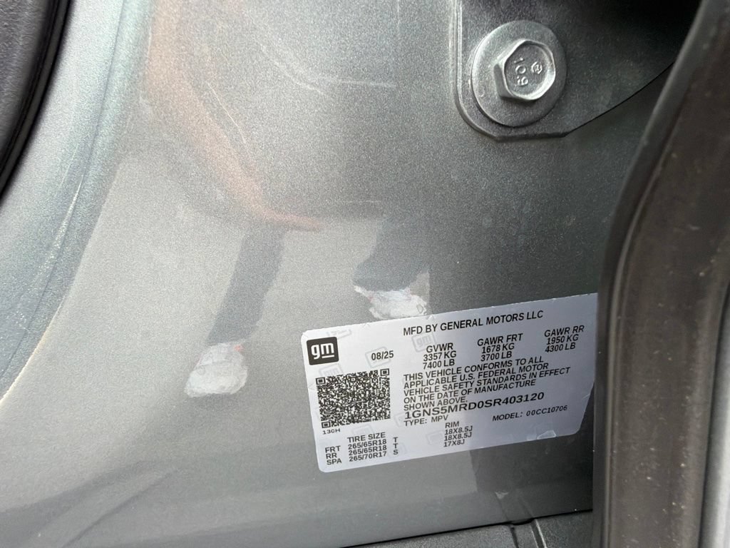 Used 2025 Chevrolet Tahoe LS RWD image 8