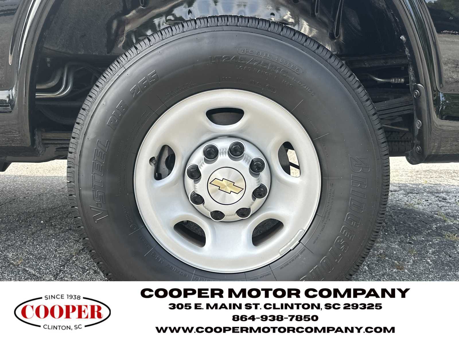 Used 2025 Chevrolet Express 3500 LS RWD image 20