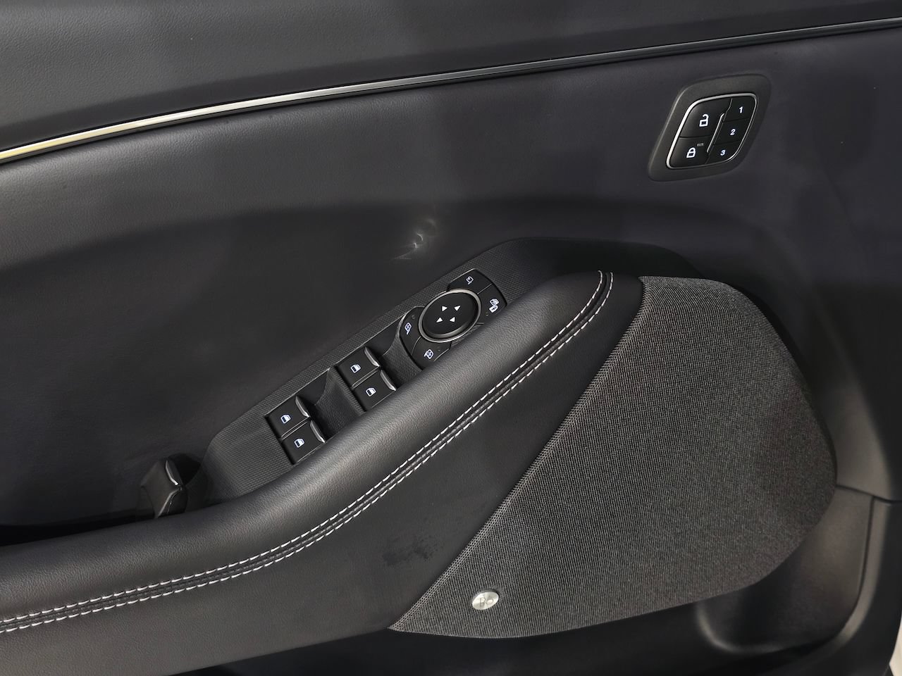 New 2025 Ford Mustang Mach-E Premium AWD/4WD image 17