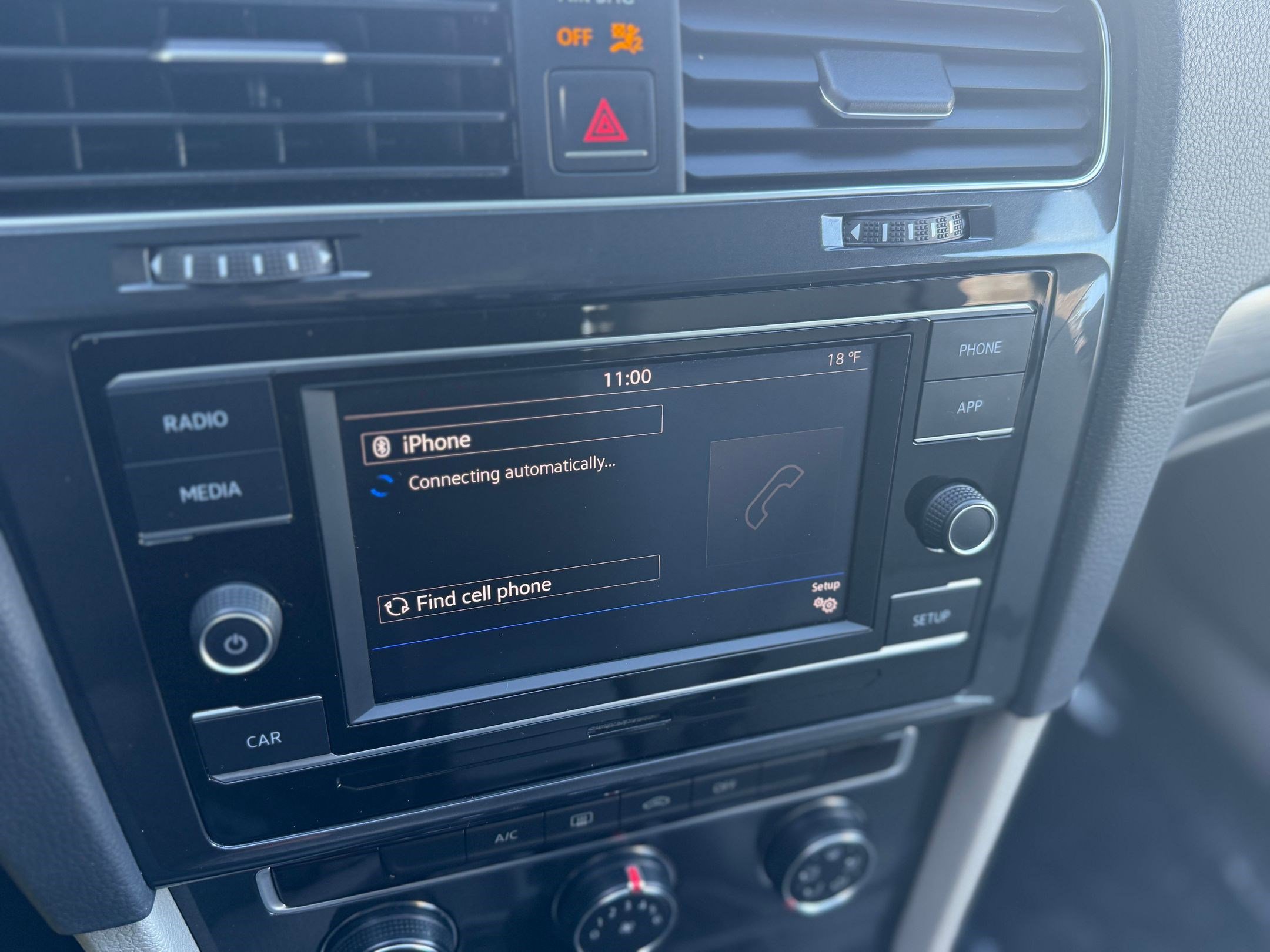 Used 2018 Volkswagen Golf S image 24