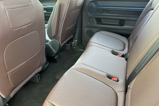 New 2025 Volkswagen ID. Buzz Pro S Plus image 12