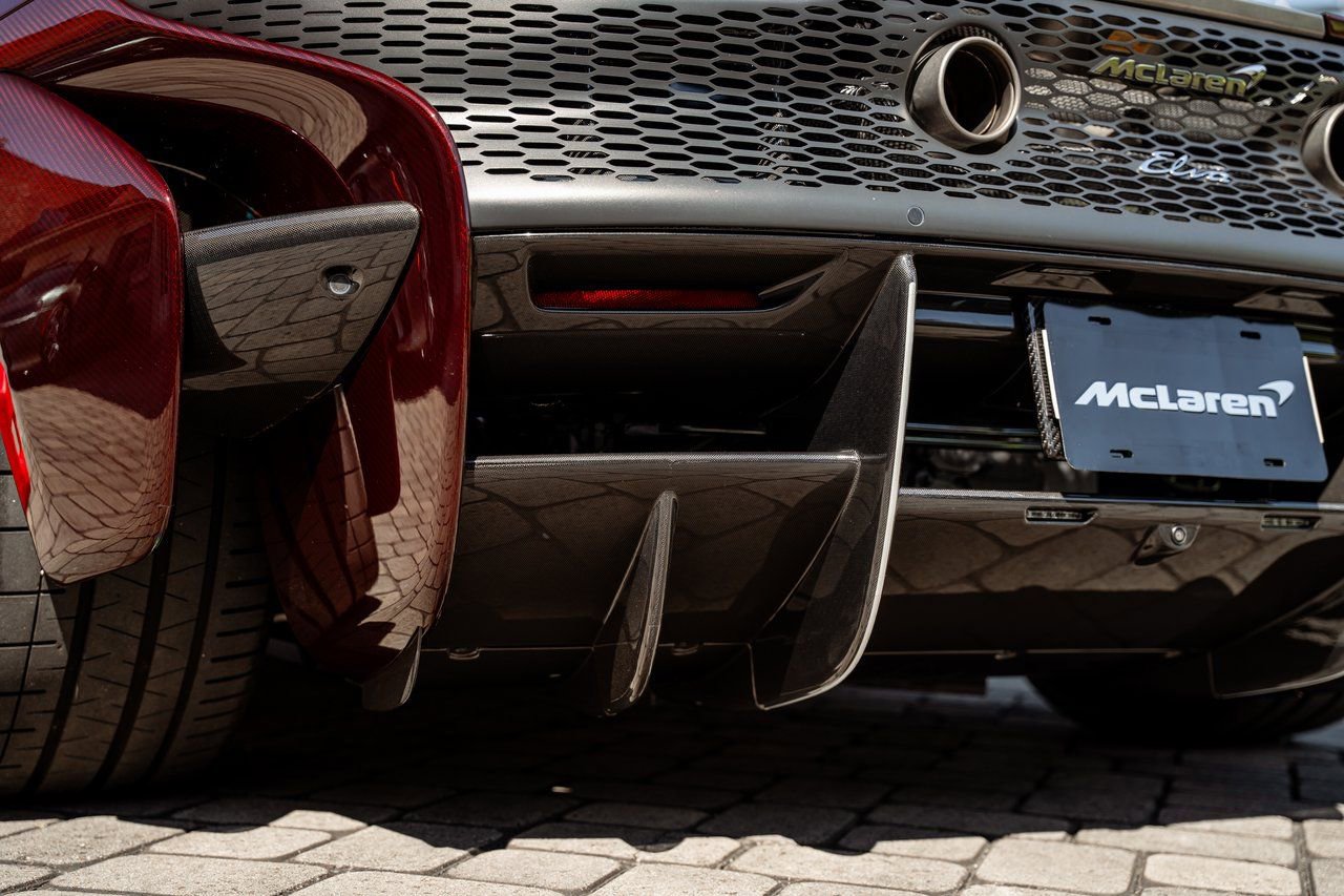 Used 2021 McLaren Elva RWD image 14