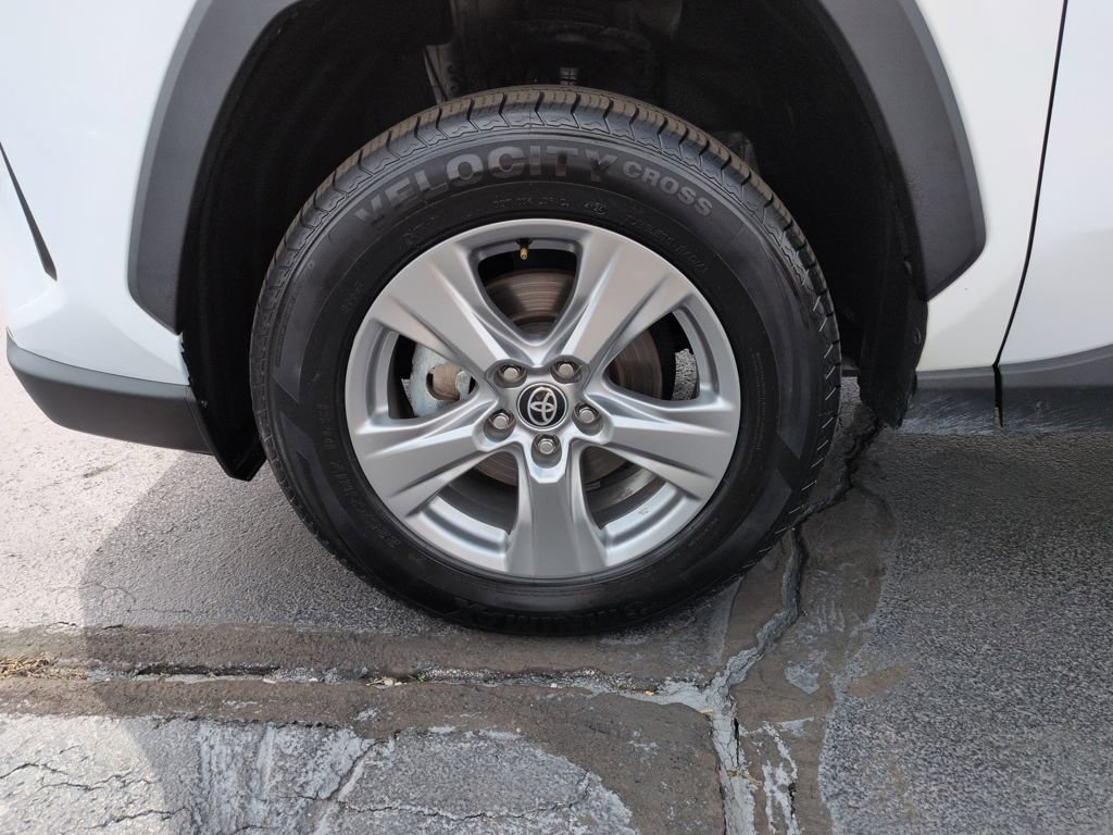 Used 2023 Toyota RAV4 XLE image 27