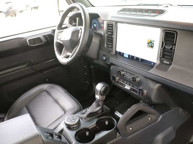 Used 2025 Ford Bronco Badlands AWD/4WD image 13