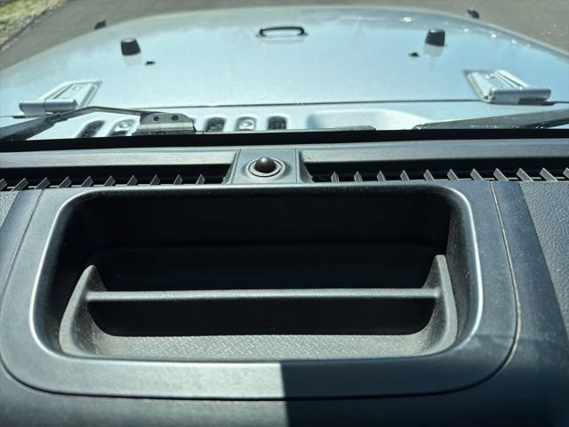 Used 2014 Jeep Wrangler Unlimited Sahara w/ Connectivity Group AWD/4WD image 20
